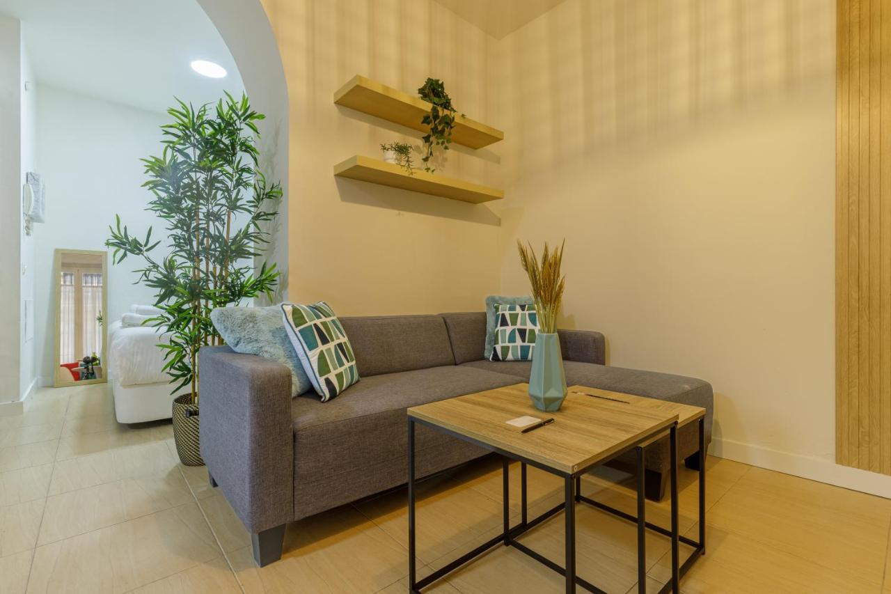 Casa Evi Lägenhet Málaga Exteriör bild